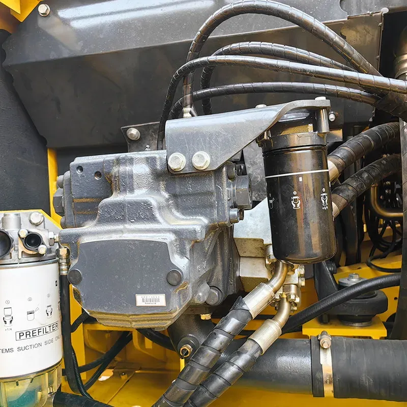 UsedKomatsu 200-8Экскаватор