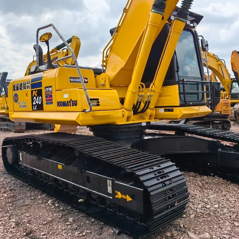 UsedKomatsu 240-8Экскаватор