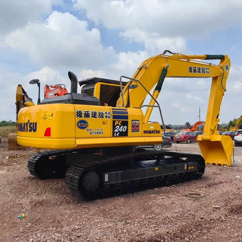 UsedKomatsu 240-8Экскаватор