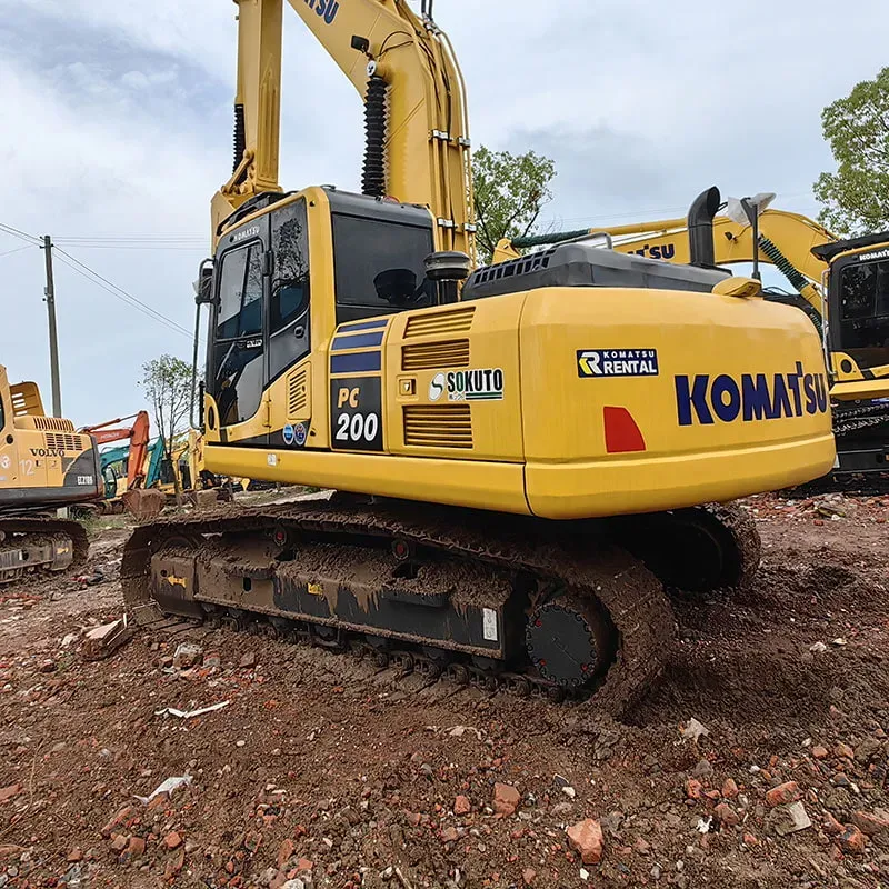 Used Komatsu 200-8MO excavator