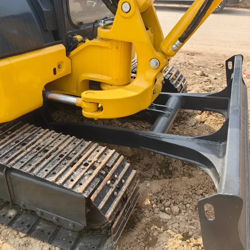 UsedKomatsu 40Excavator