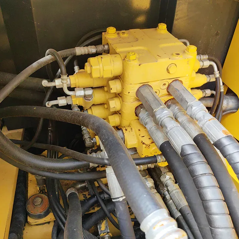 UsedKomatsu 160-7Экскаватор