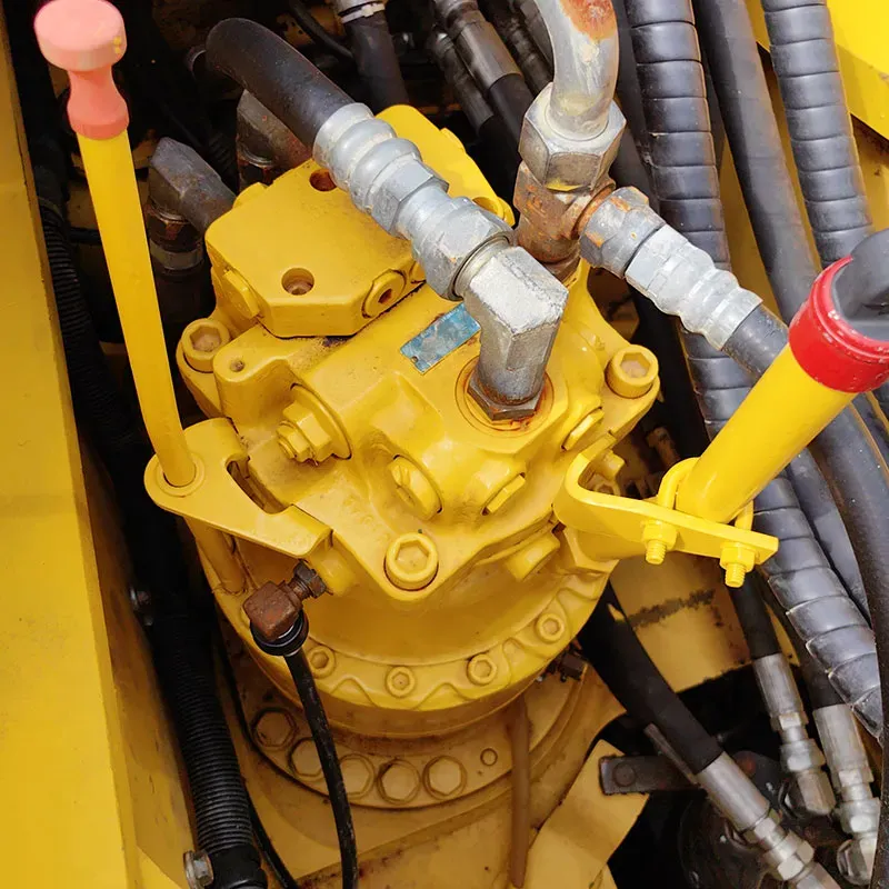 UsedKomatsu 160-7Экскаватор