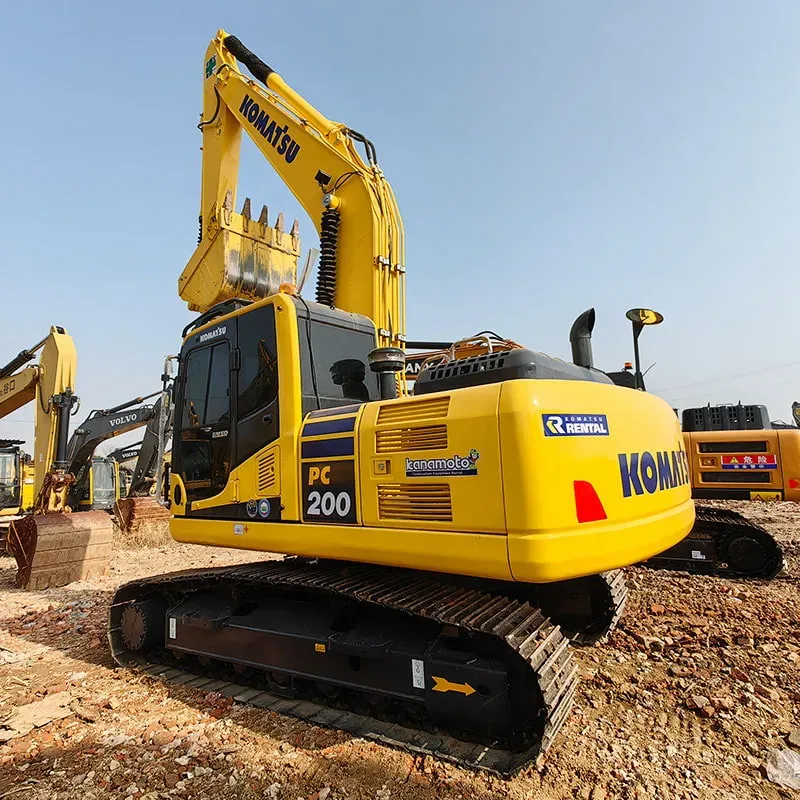Used Komatsu 200-8 excavator