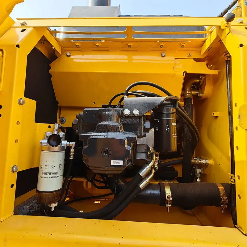 UsedKomatsu 200-8Экскаватор