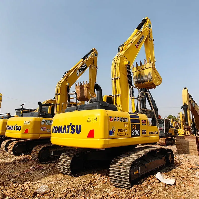UsedKomatsu 200-8Экскаватор