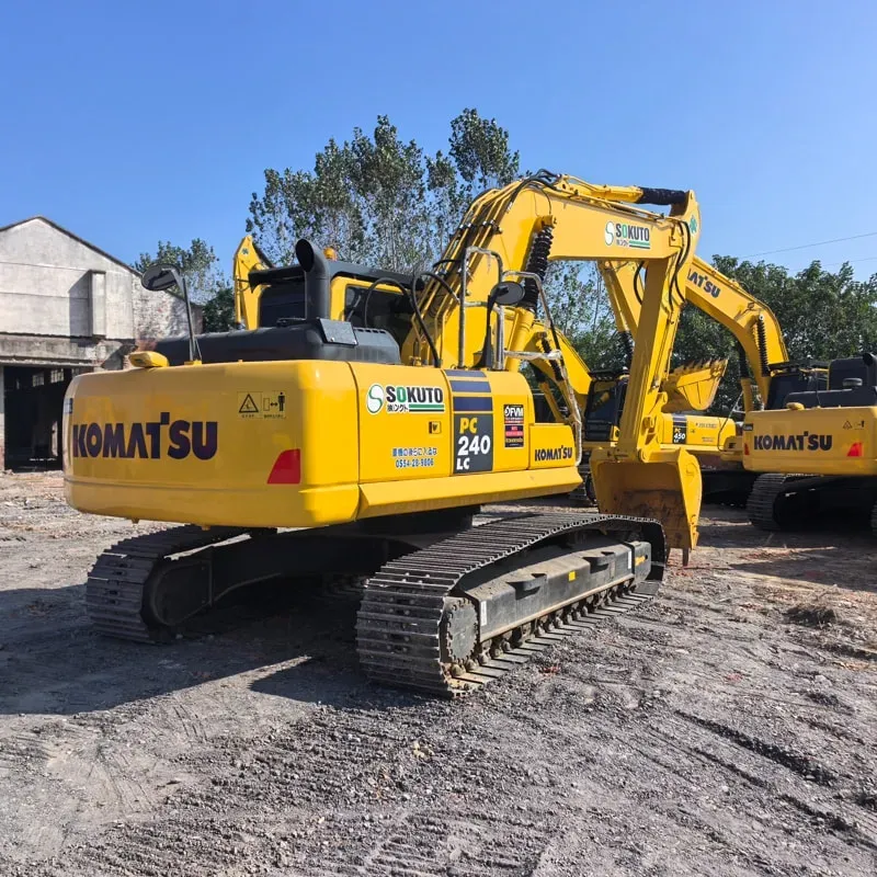 UsedKomatsu 240Экскаватор