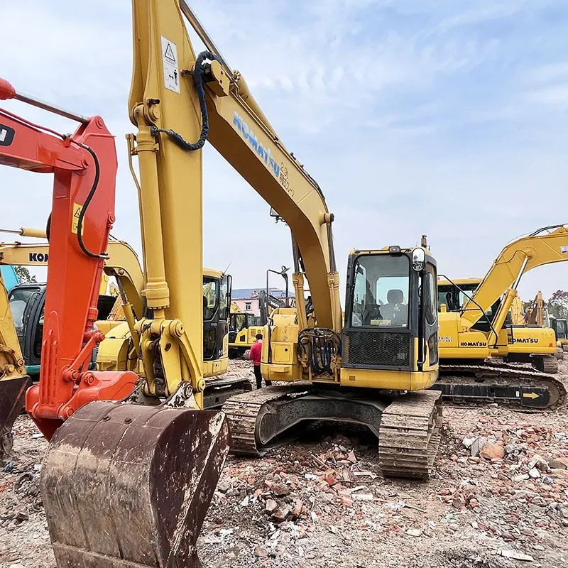 UsedKomatsu 128-8Экскаватор