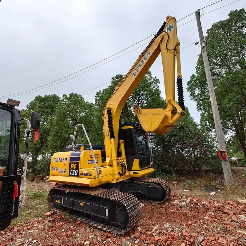 UsedKomatsu 130-7Excavator