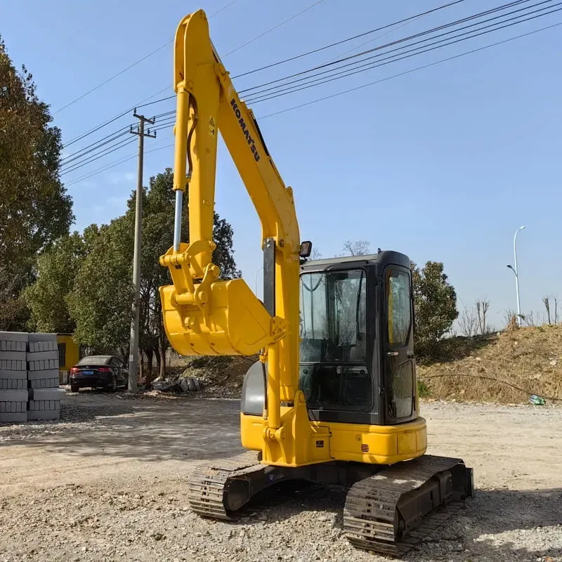 UsedKomatsu 55Экскаватор