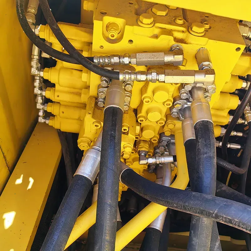 UsedKomatsu 300Excavator