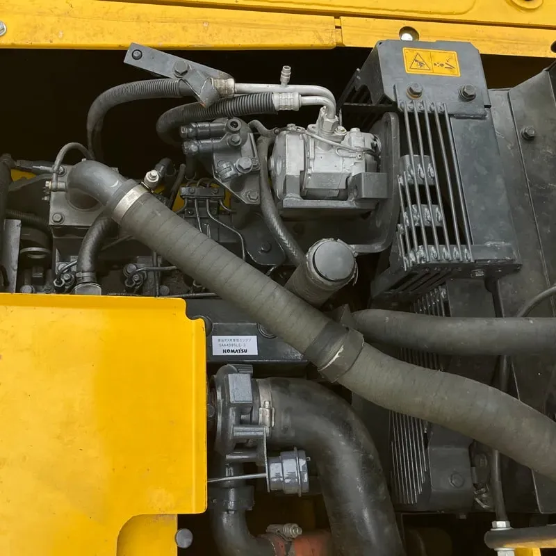 UsedKomatsu 130-7Экскаватор