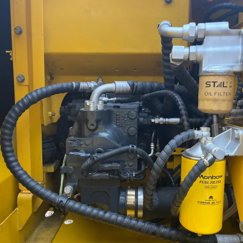 UsedKomatsu 130-7Экскаватор
