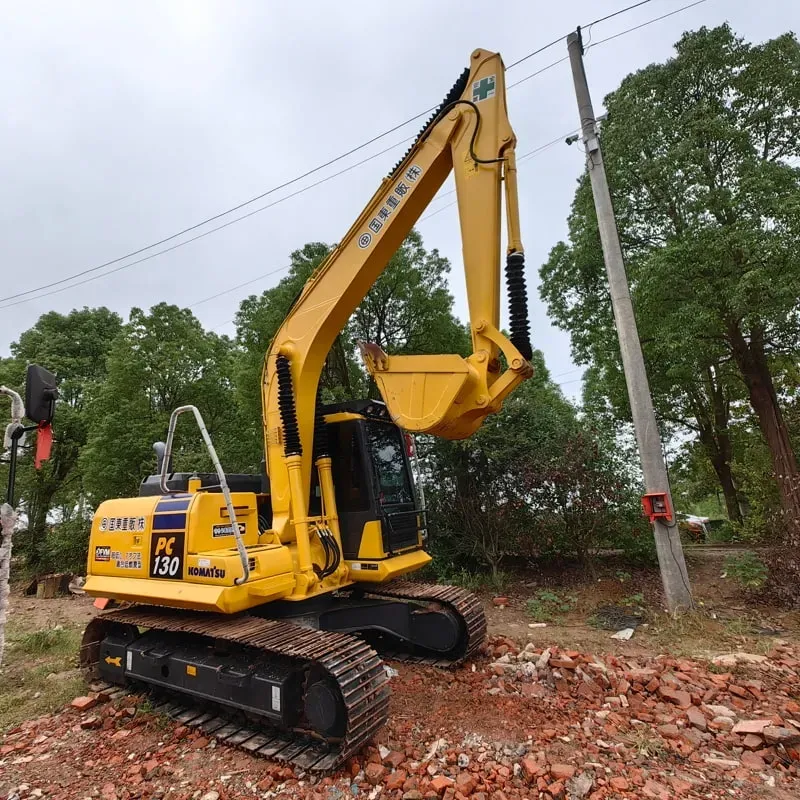 UsedKomatsu 130-7Экскаватор