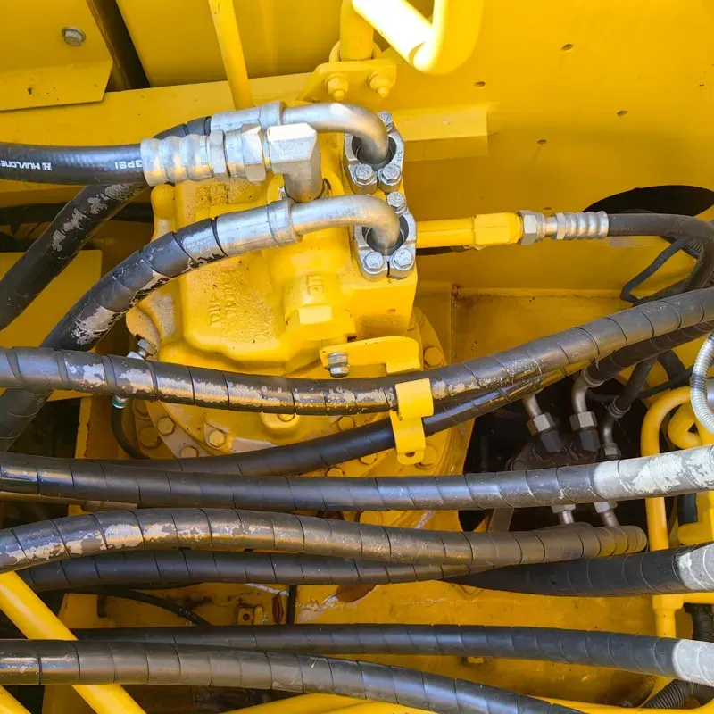 UsedKomatsu 240-8Экскаватор