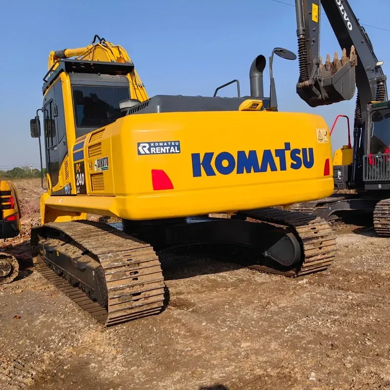 UsedKomatsu 240-8Экскаватор