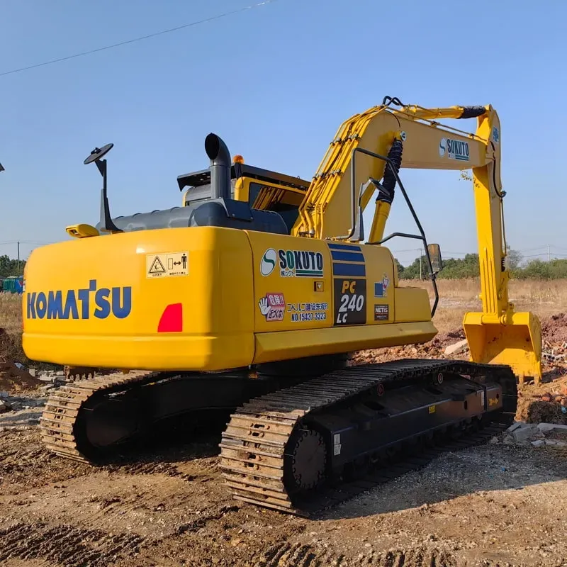 UsedKomatsu 240-8Экскаватор