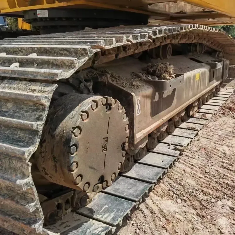 UsedKomatsu 200-8Excavator