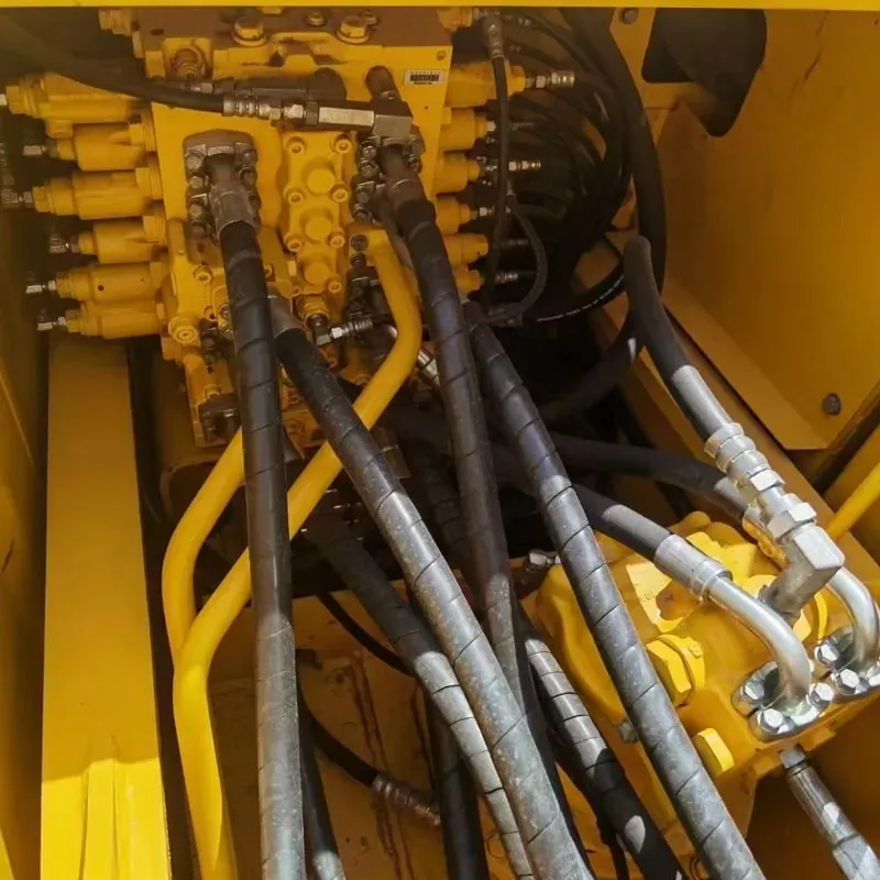 UsedKomatsu 200-8Excavator