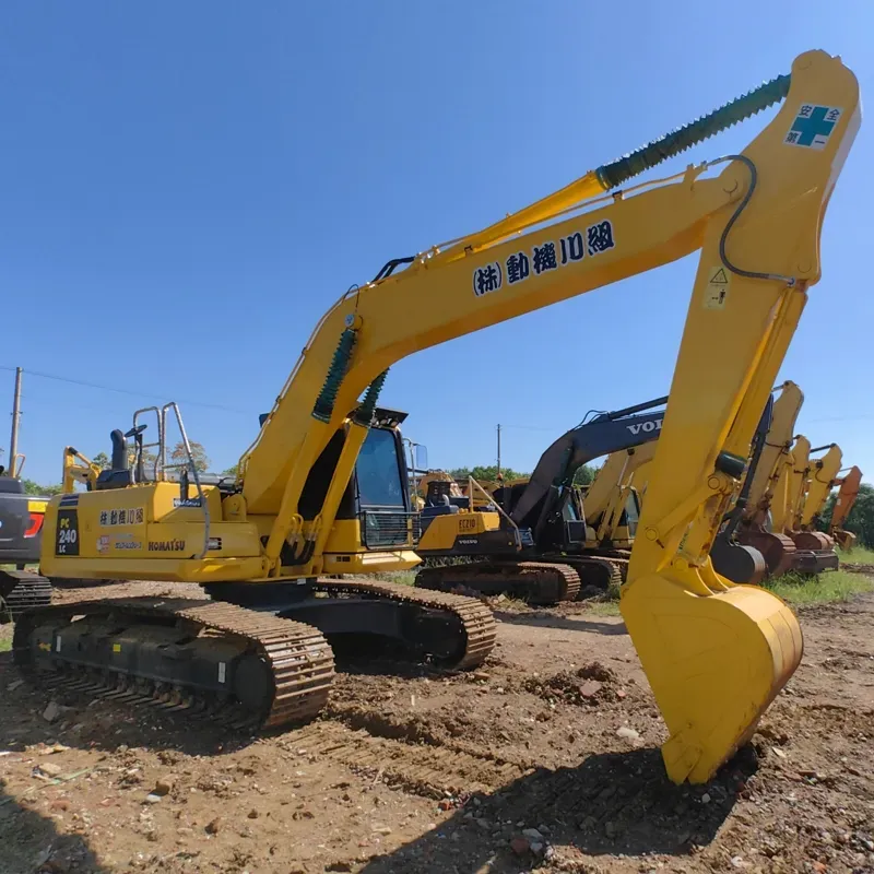 UsedKomatsu 240-8Excavator
