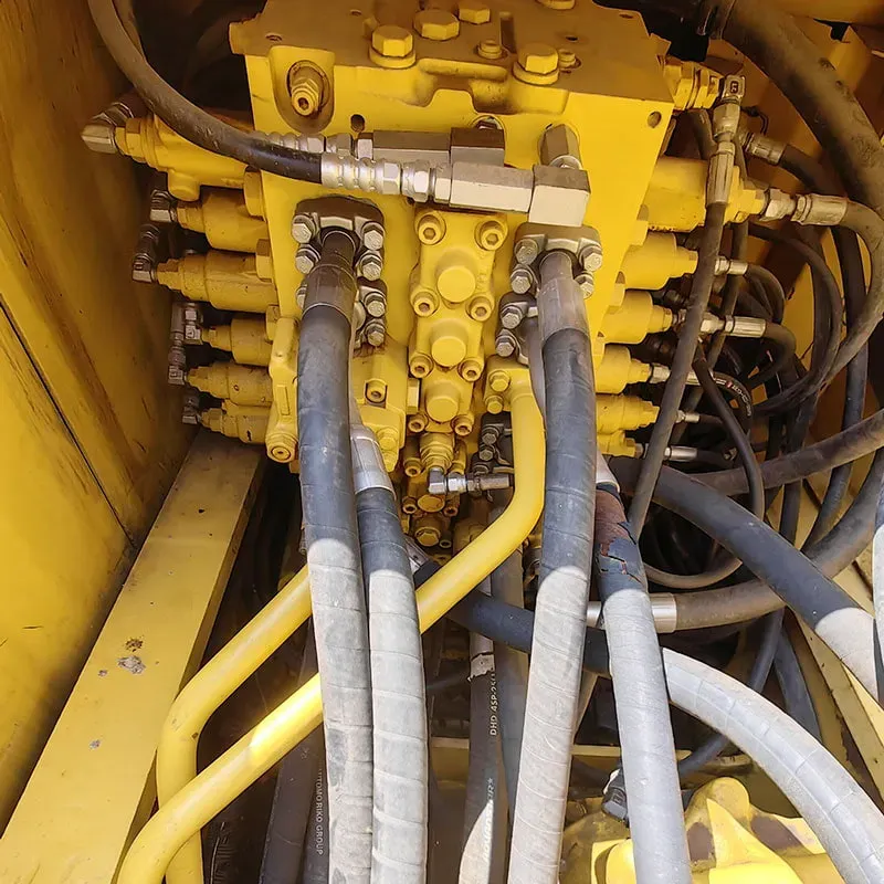 UsedKomatsu 200-8Excavator