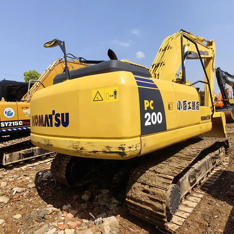 UsedKomatsu 200-8Excavator