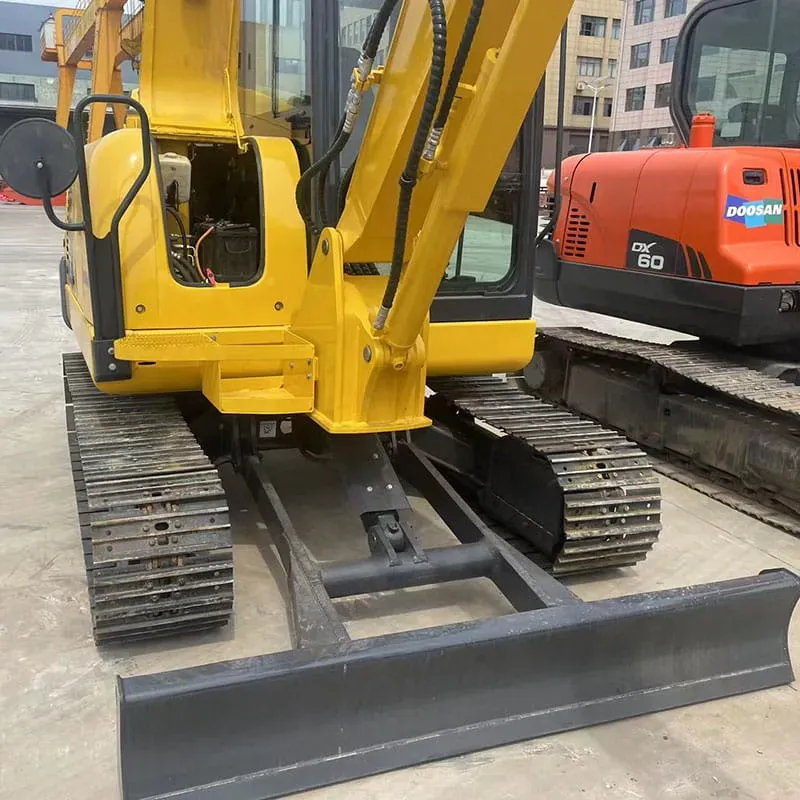 UsedKomatsu 56-7Excavator