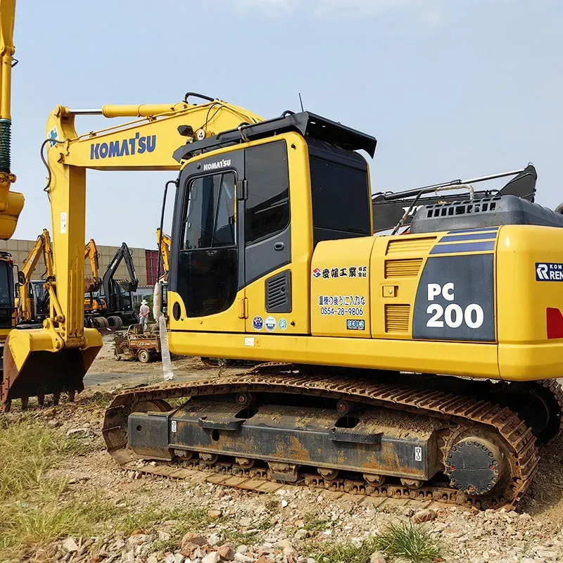 Used Komatsu 200-8 excavator