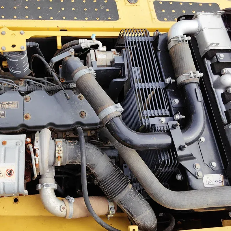 UsedKomatsu 200-8Экскаватор