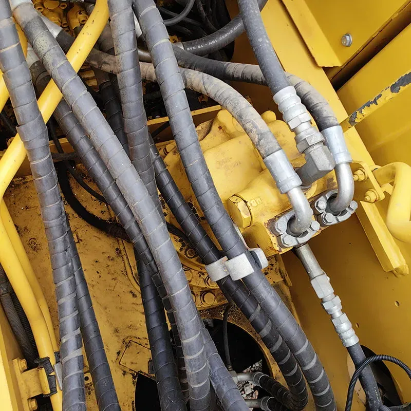 UsedKomatsu 200-8Экскаватор