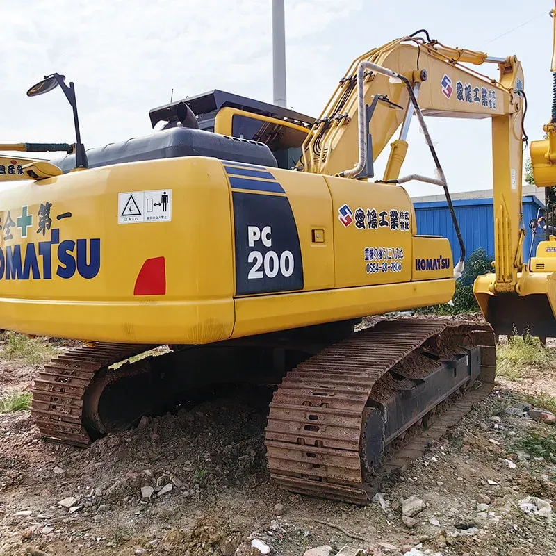 UsedKomatsu 200-8Экскаватор