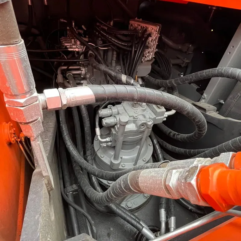 UsedHitachi ZX240-3Экскаватор