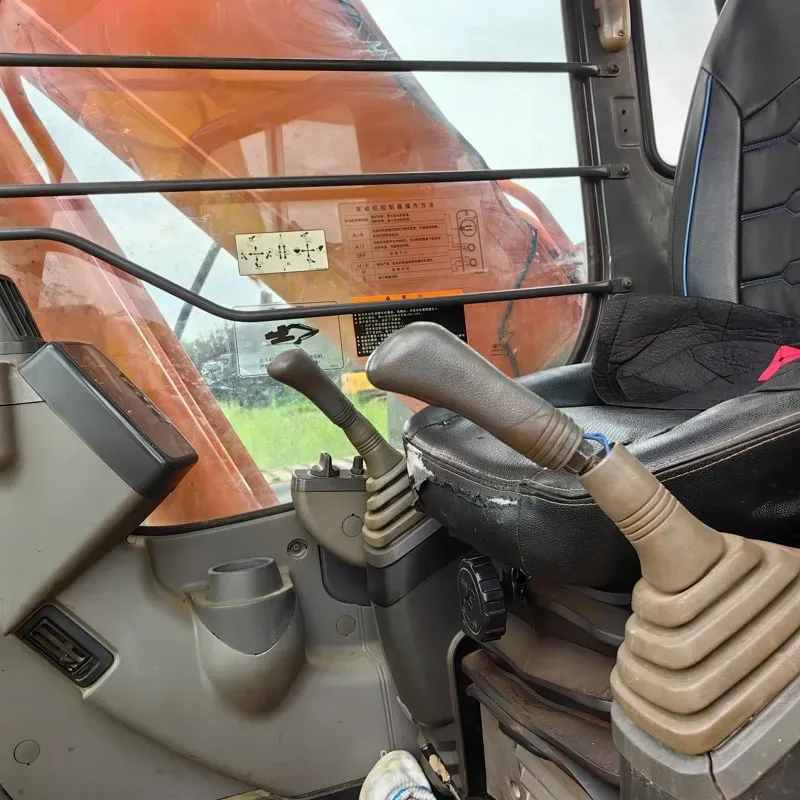 UsedHitachi ZX200-3GExcavator