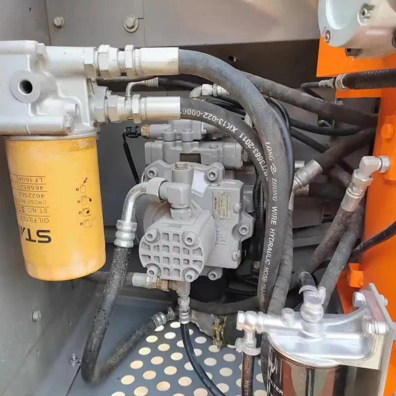 UsedHitachi ZX120Экскаватор