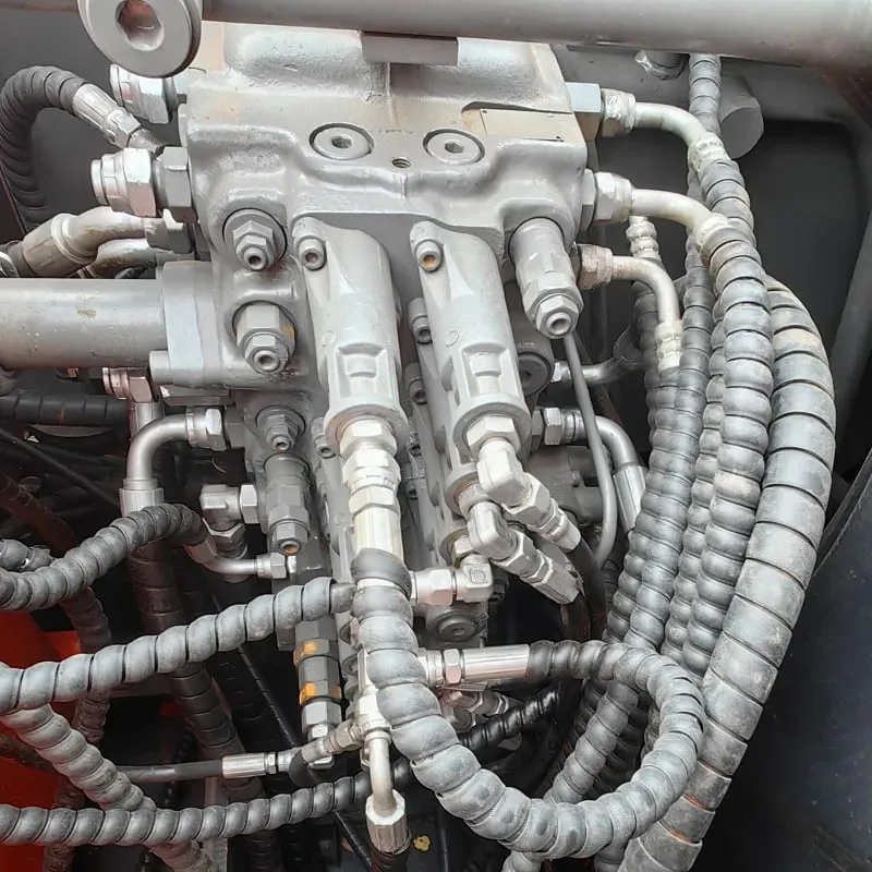 UsedHitachi ZX60Экскаватор