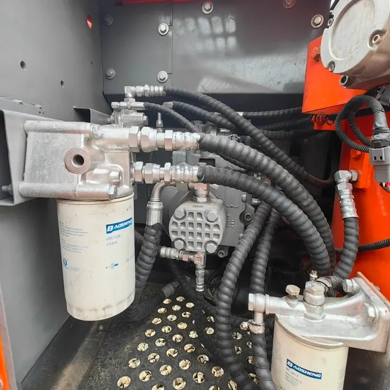 UsedHitachi ZX120Экскаватор