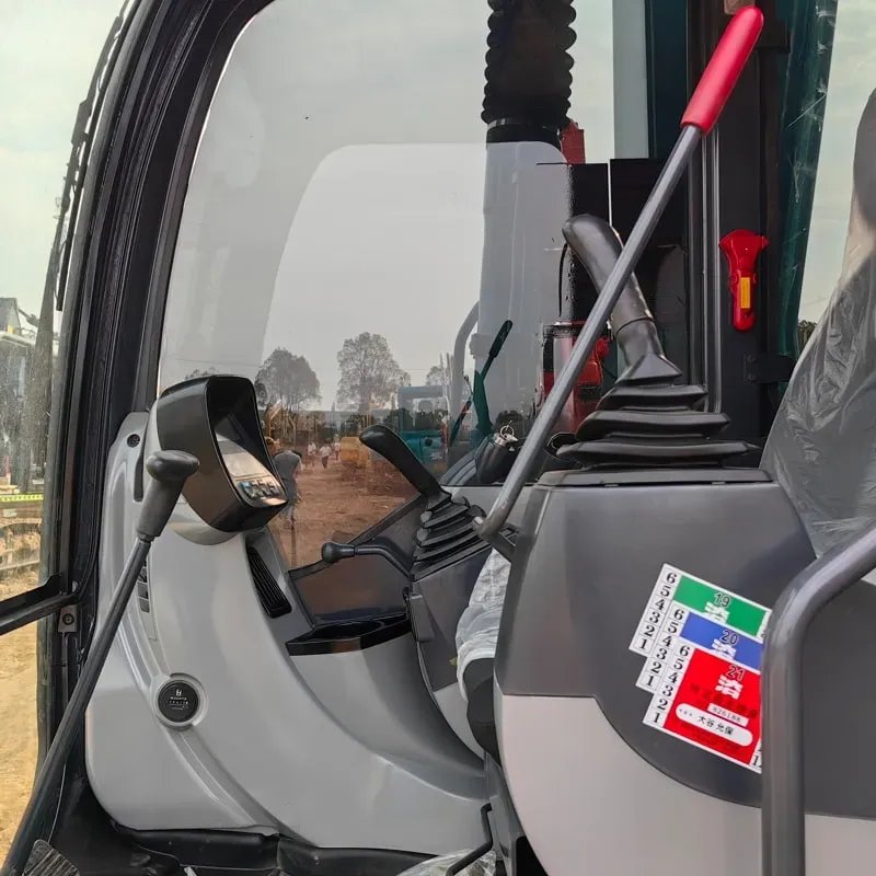 UsedKobelco SK75Экскаватор