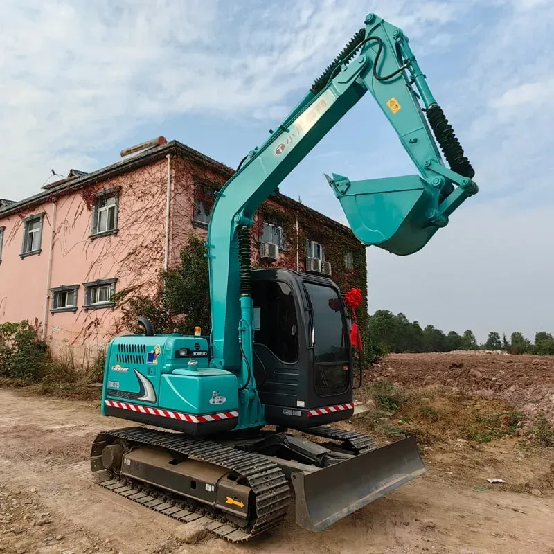 UsedKobelco SK75Экскаватор