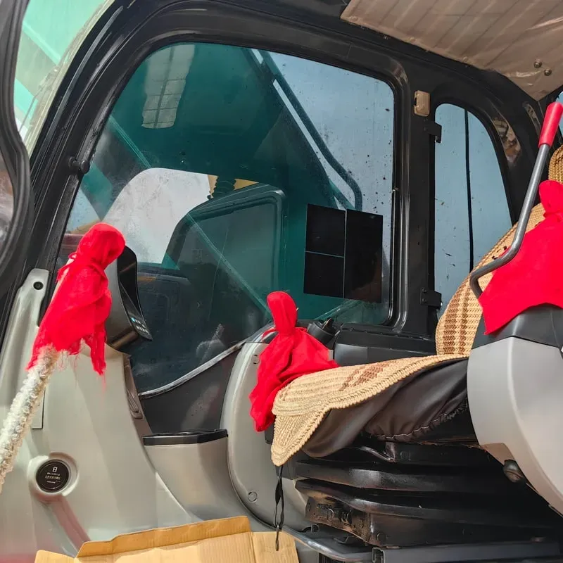 UsedKobelco SK200DЭкскаватор