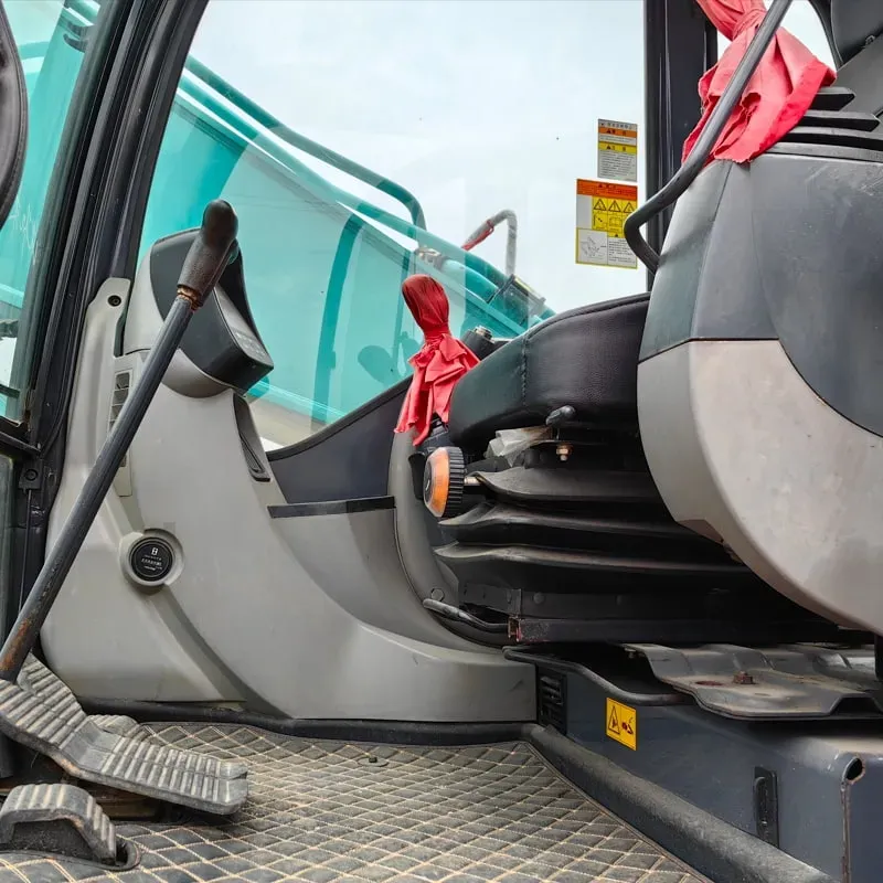 UsedKobelco SK250Экскаватор