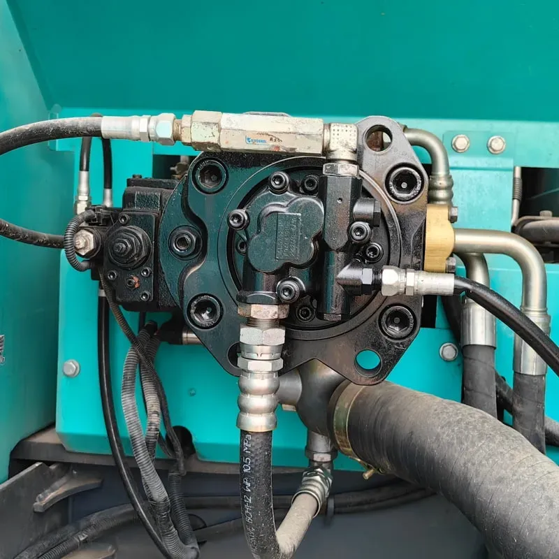 UsedKobelco SK250Экскаватор