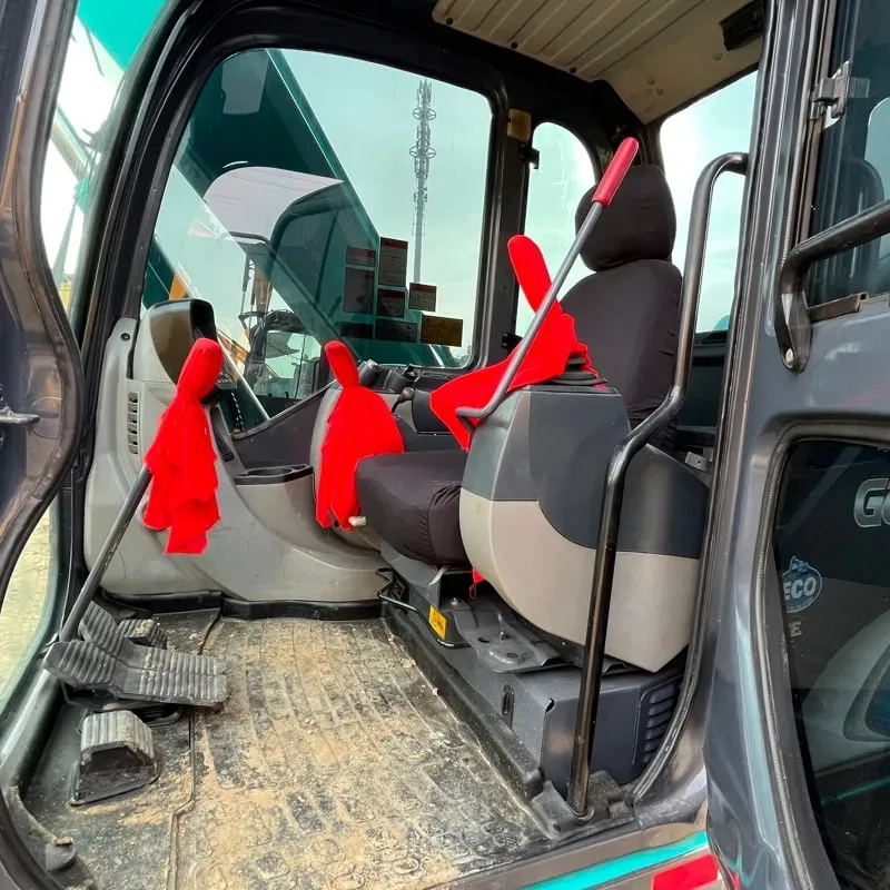 UsedKobelco SK75Экскаватор
