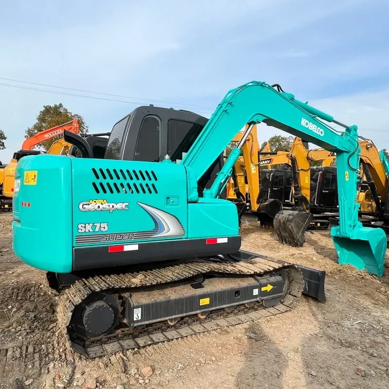 UsedKobelco SK75Экскаватор