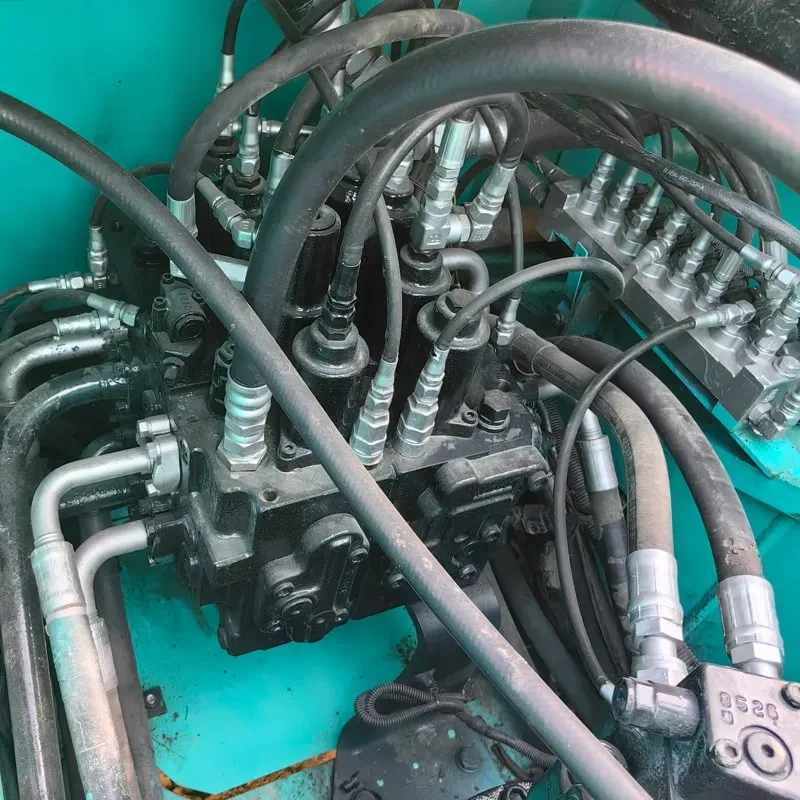 UsedKobelco SK200DЭкскаватор
