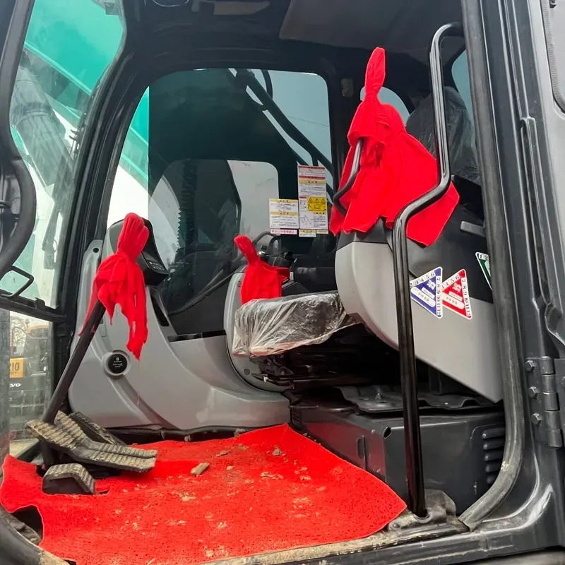 UsedKobelco SK200DЭкскаватор