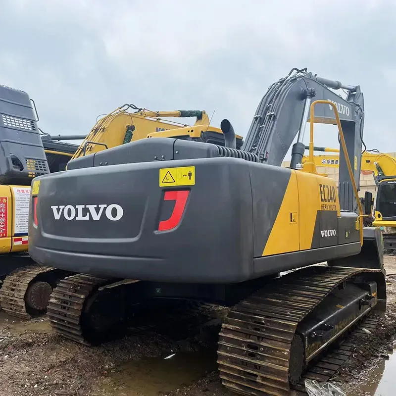 UsedVolvo 240Excavator