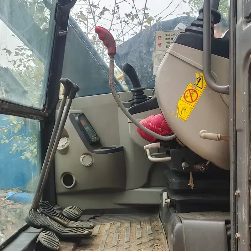 UsedVolvo 80DExcavator