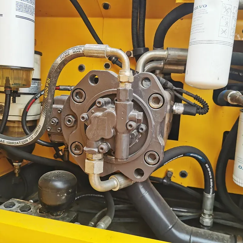 UsedVolvo 220DExcavator