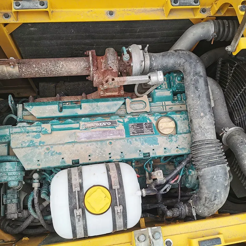 UsedVolvo 220DExcavator