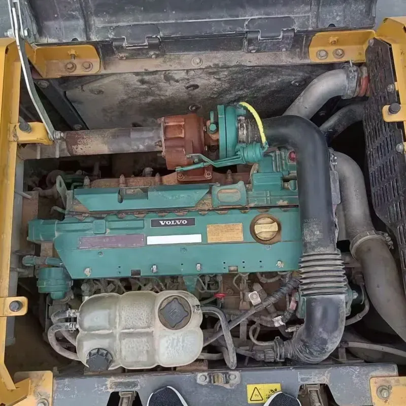 UsedVolvo 220DЭкскаватор